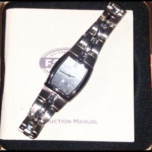 W:2 NIB Fossil watch.